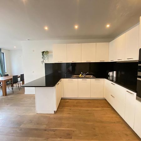 The Central Square Residence Anversa Esterno foto
